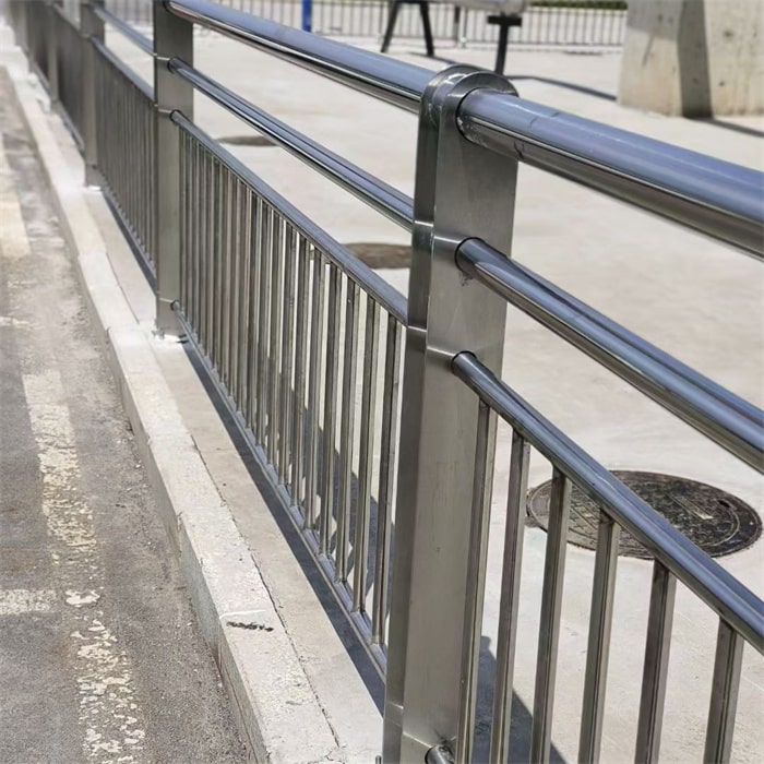 不銹鋼復合管護欄